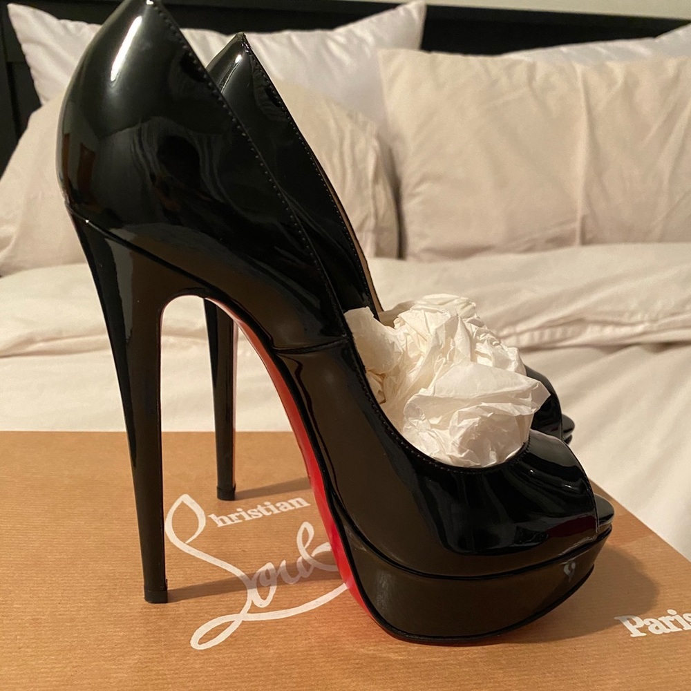 Christian Louboutin lady peep toe